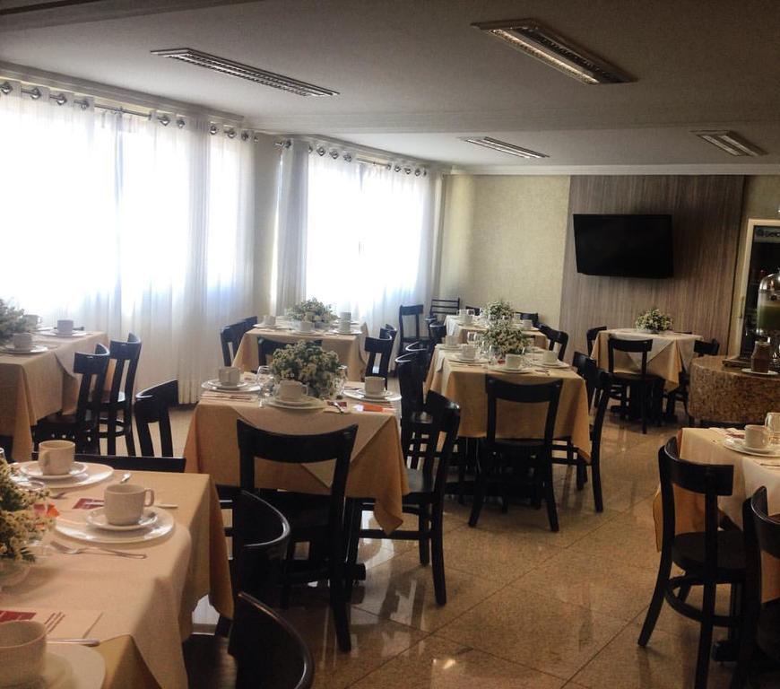 Hotel Saron 4*